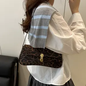 Fashion Leopard Print Underarm Bag – Retro Style Shoulder Handbag with Small Square Design for Women