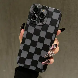 Vintage Checkerboard Pattern Phone Case, Shockproof Phone Protective Cover, Phone Accessory Compatible with iPhone 11 12 13 14 15 Pro Max for iPhone13