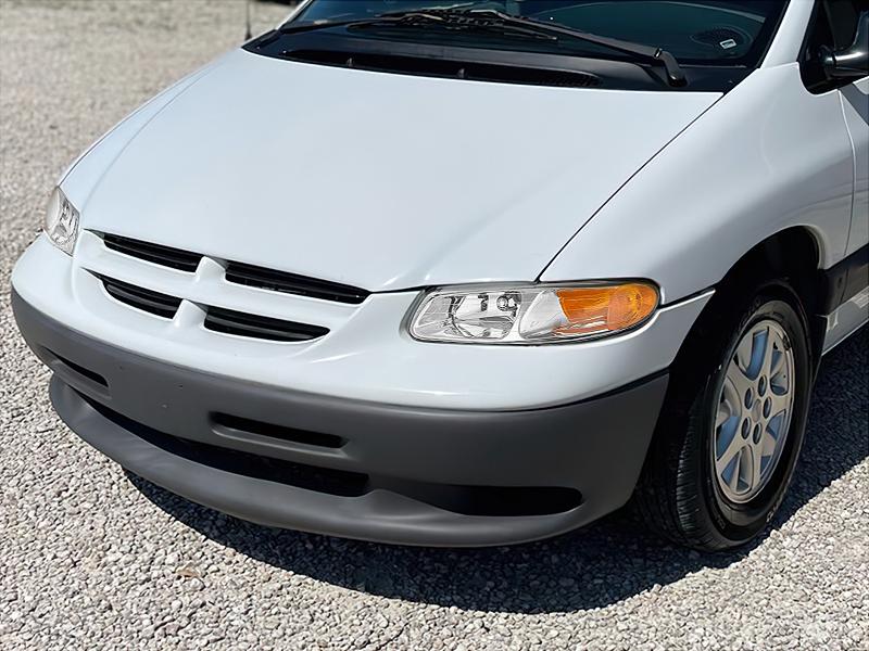 Nilight Headlight Assembly Compatible with 1996 1997 1998 1999 Chrysler Town & Country Dodge Grand Caravan Plymouth Grand Voyager Replacement Headlamp Chrome Housing Amber Reflector