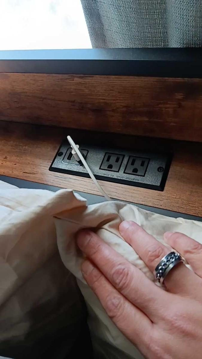 Item: Vintage Brown and Grey, Queen