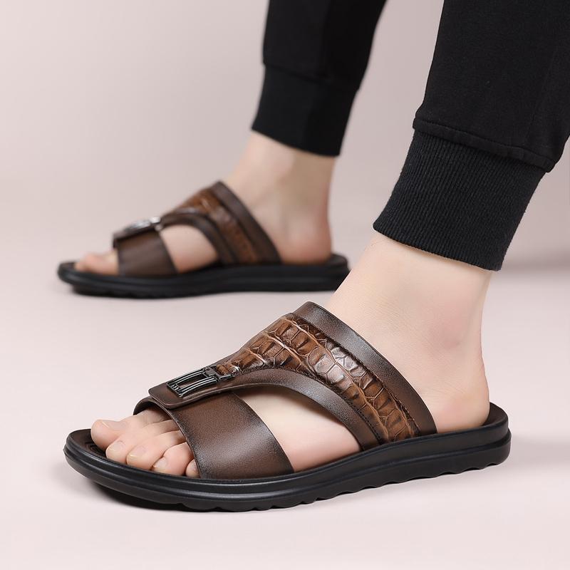 DINAOR Men’s Summer Outdoor Slippers – Casual, Non-Slip, Durable