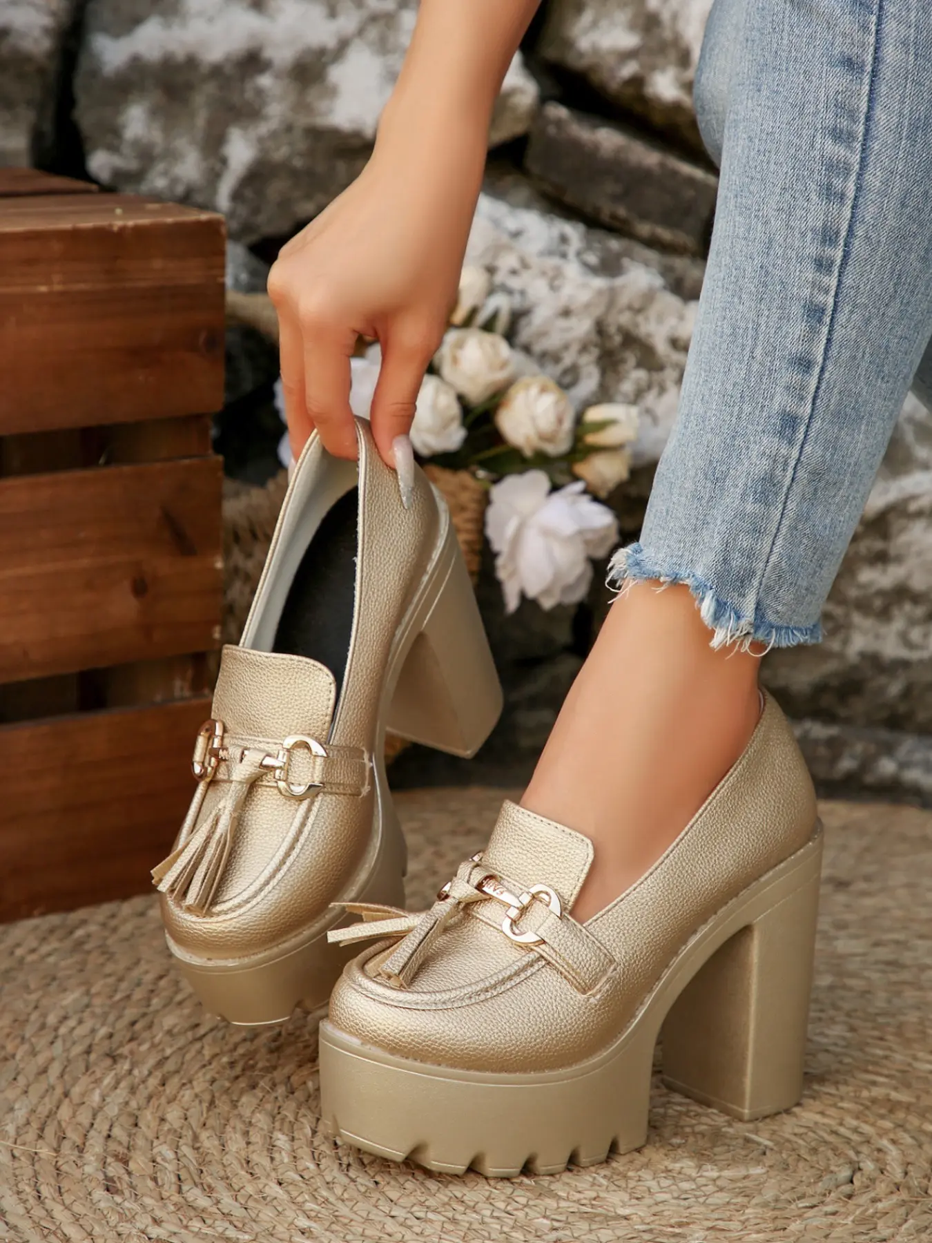 Women's Thick Sole Rubber Chunky Block Heel Loafers, Fringe Metal Buckle Waterproof Platform High Heeled Walking Shoes, Classic Boots, Party Footwear, Party Evening Shoes