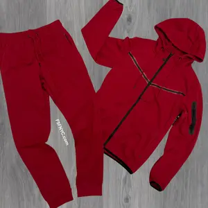 Republic Tech Set - Red - RTF311