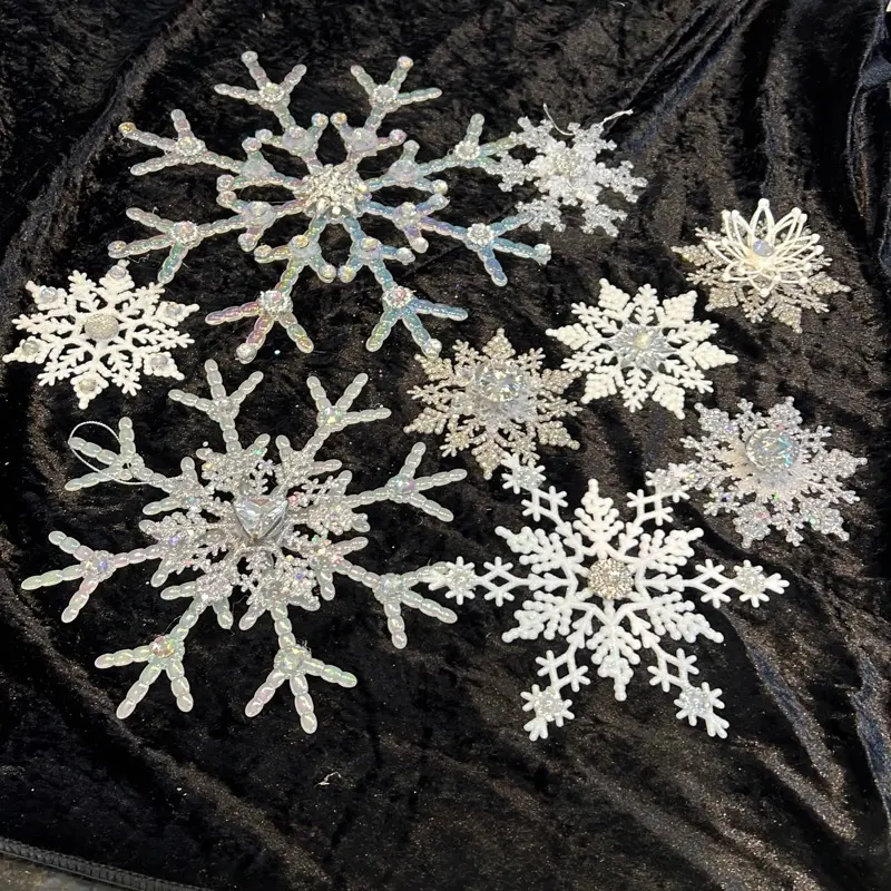 Glam Bling Snow Flake Ornaments (package a)   - Sparkling Silver and Crystal Accents for Festive Home Decor