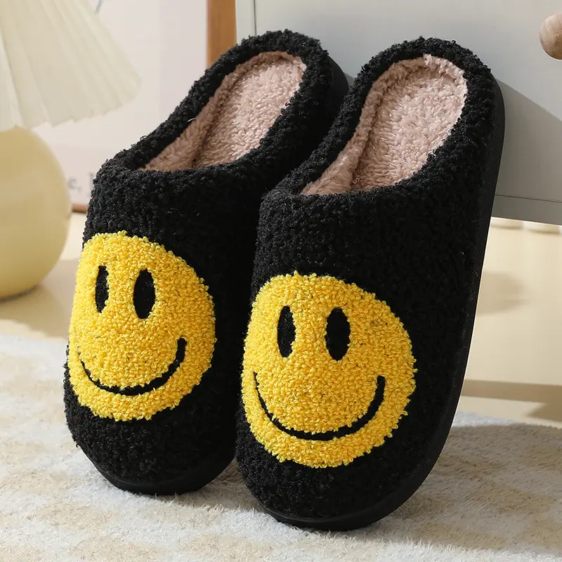 Women's Smiley Face Slippers, Cozy Soft Cotton Slip-on Ankle Footwear with an Anti-Slip Sole, Slime House Shoes for Indoor Autumn Wear, Home Indoor, Leisurely Home Wear