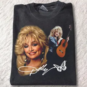 Vintage Dolly Parton Graphic Tee - Dolly For President - Goddess of Pop Shirt - Queen of Rock & Roll Shirt - Dolly Parton Merch - 80s Country Music Shirt - Run, Rose, Run Merch Casual - Gift T-shirt - Top Menswear Womenwear Streetwear