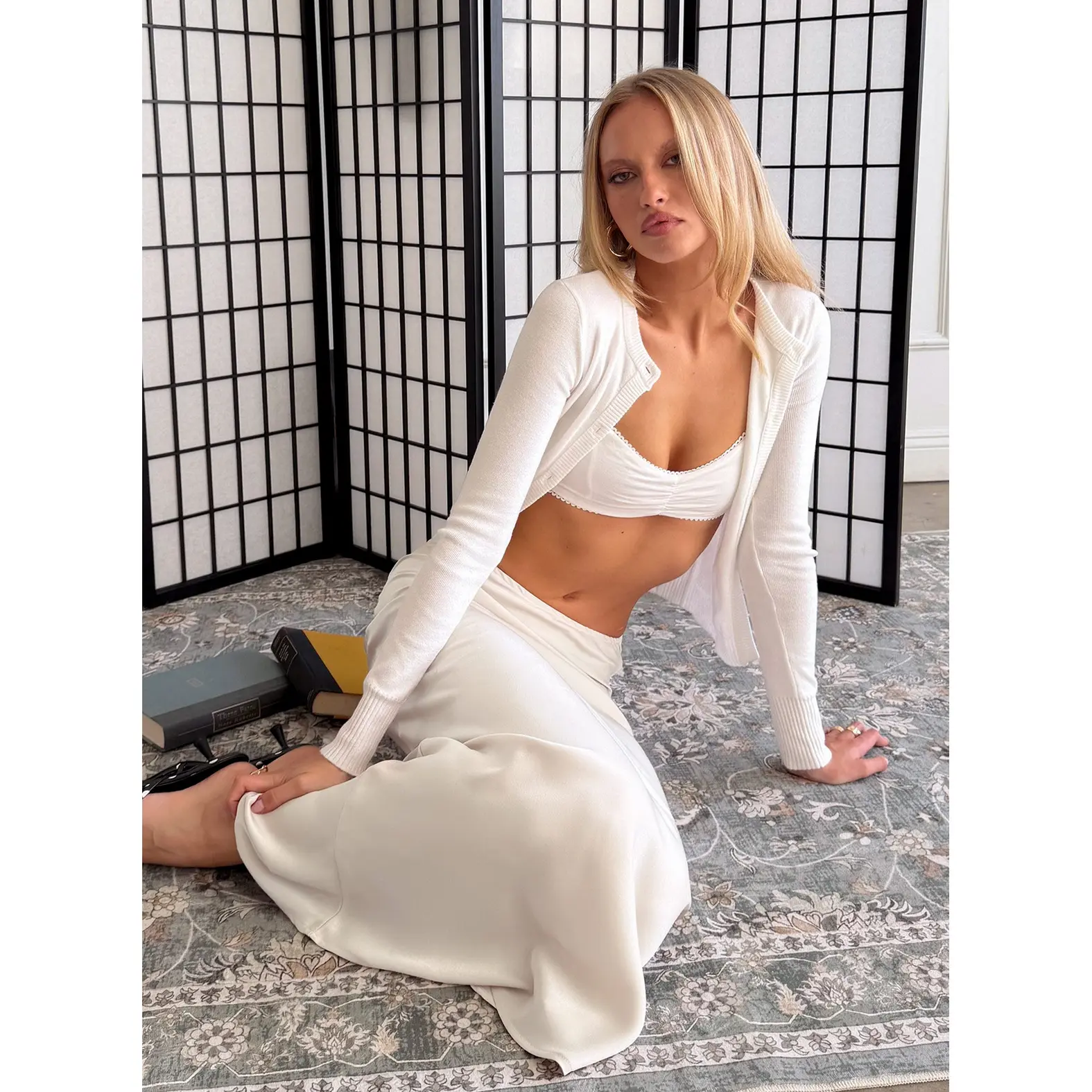 Lauraine Cardigan White