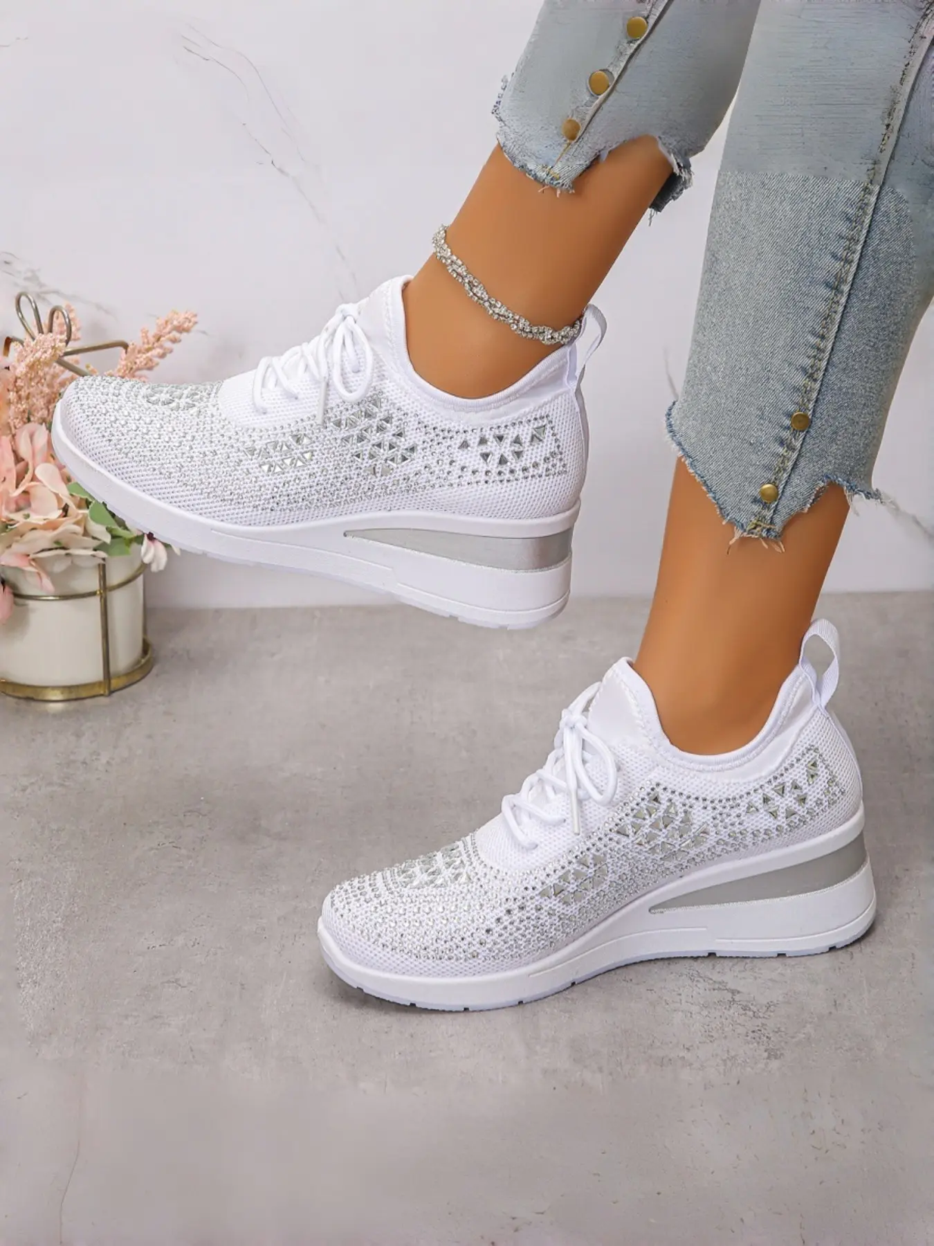 Women's Fashion Sport Shoes, Breathable Textile Upper, Rubber Sole, Anti-Slip, Comfortable Soft Bottom, All Seasons, Trendy Rhinestone Design, All Seasons Sneaker, Soft Soled Sneakers, Fashion Footwear Sneakers