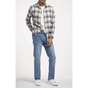 Vince Camuto Authentic Basic Straight Jeans