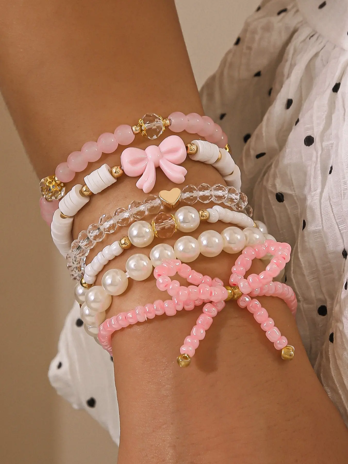 6 Piece Bow Pearl Beaded Bracelets Jewelry Set, Beautiful Bracelets, Cute Heart Design, Faux Pearls Material, All Seasons Accessory, No Plating