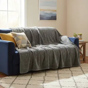 Bedloom Soft Cozy Faux Fur Throw Blanket 300gsm Thick Blanket Companion For Office Bed Camping Travel Naps Room Decor, All-Season Gift Blanket