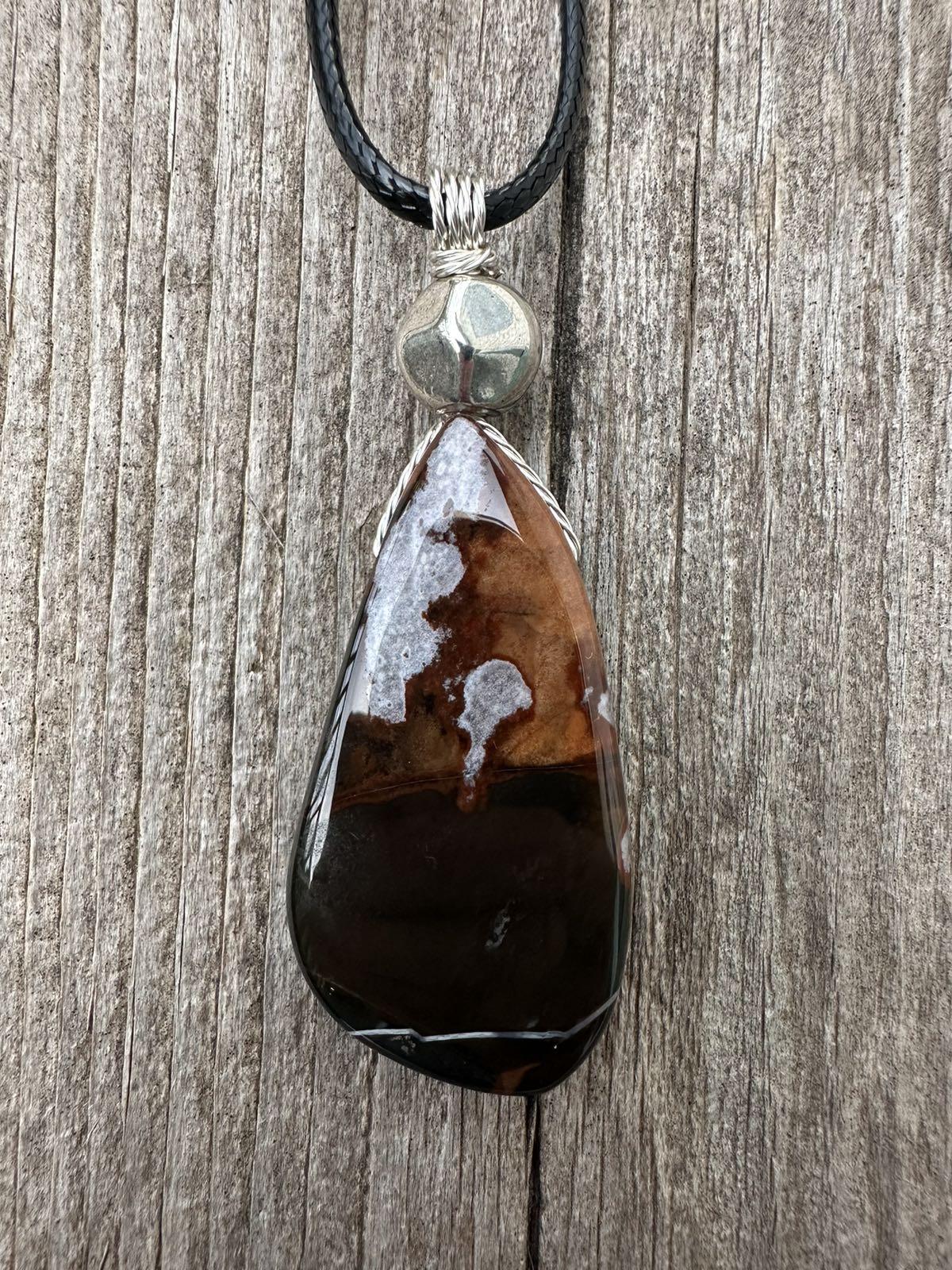Sardonyx Necklace for Willpower Vigor and Stability.