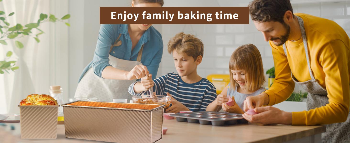 Pullman Loaf Pan with Lid, 1 lb Dough Capacity Non-Stick Bakeware for Baking Bread, Carbon Steel Corrugated Bread Toast Box Mold with Cover for Baking Bread, Gold
