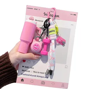 Original Handmade New Trendy Sporty Gradient Color Dazzling Ice Master Cup Keychain Set Bag Accessory Pendant Car Key Charm Kettlebell Dumbbell Fitness Equipment Shaped Pendant Best Gift Choice for New Year and Valentine's Day