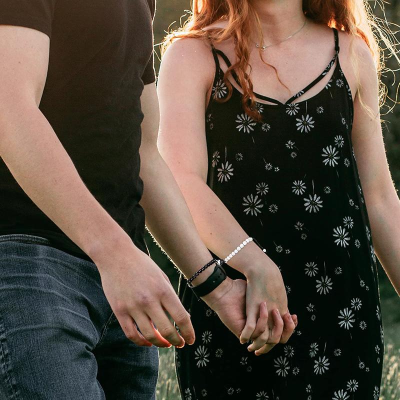 2pcs Set Couple Bracelet Necklace, Fashion Natural Beaded Magnetic Crown Bracelet, Can Be Used as Couple, Friendship Gift