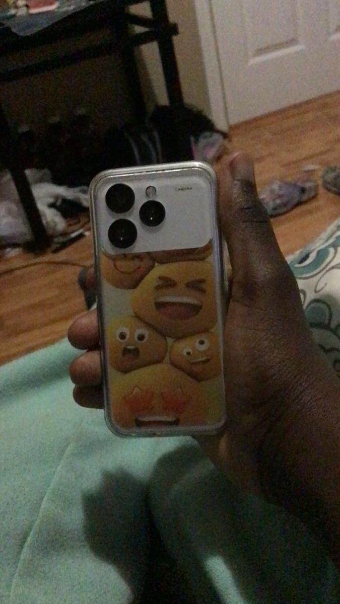 Item: White, 3G Network