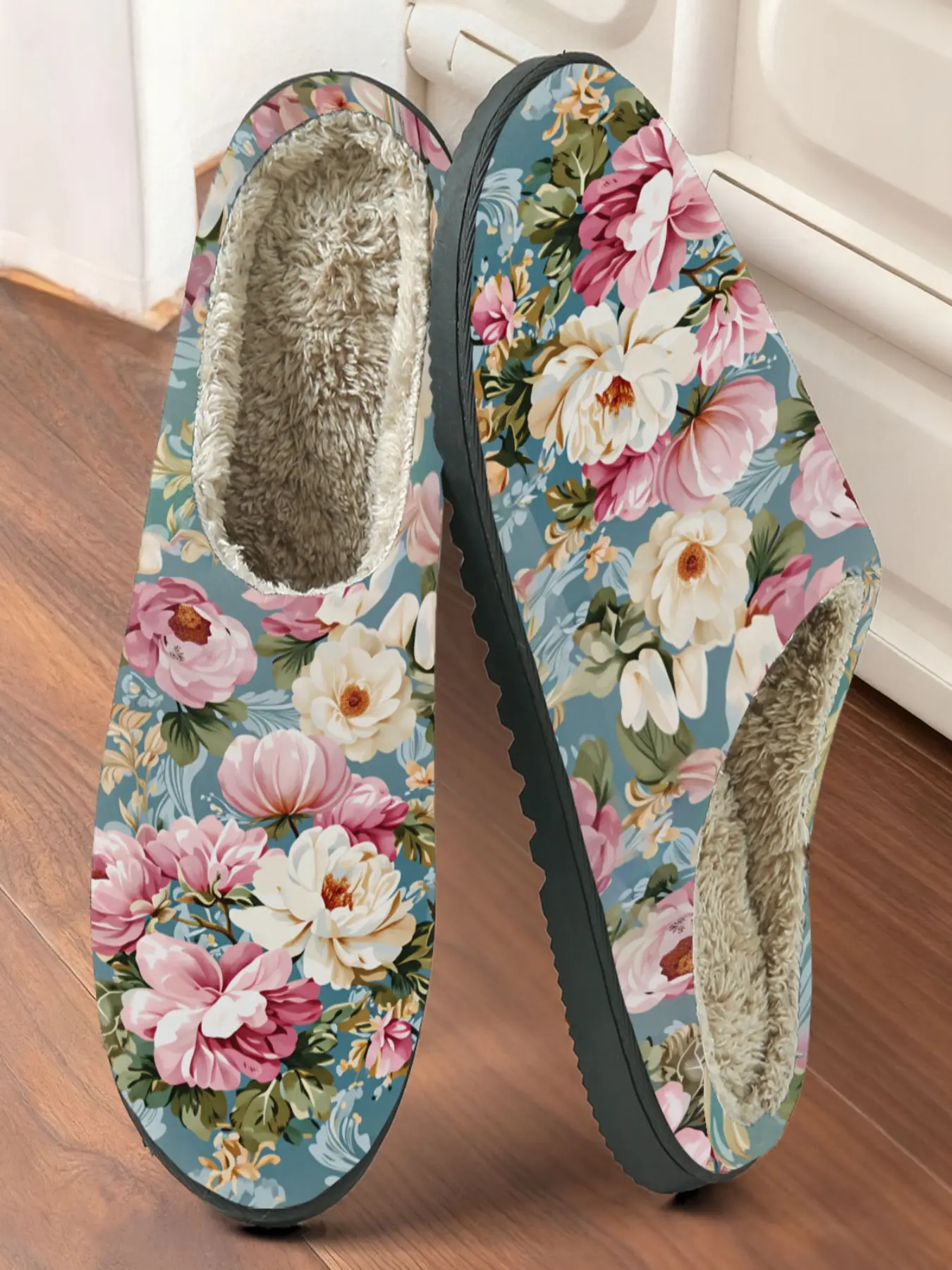 Vintage Floral Plush Slippers, French Romantic Style, Warm Fleece Lining, Anti-Slip Soft Sole, Autumn Winter Home Shoes for Women