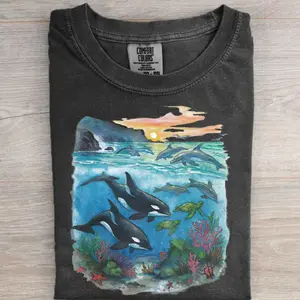 Orcas Sunset Sea Scene Vintage 90s Sweatshirt, Retro Ocean Dolpin Sweater, Cute Sea Turtle Sweater, Ocean Gifts, Cozy Warm Unisex Sweater