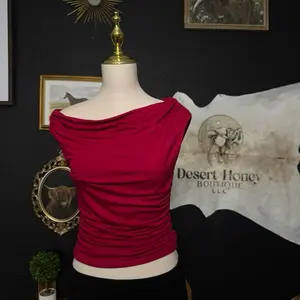 Ruby off the shoulder top - Red