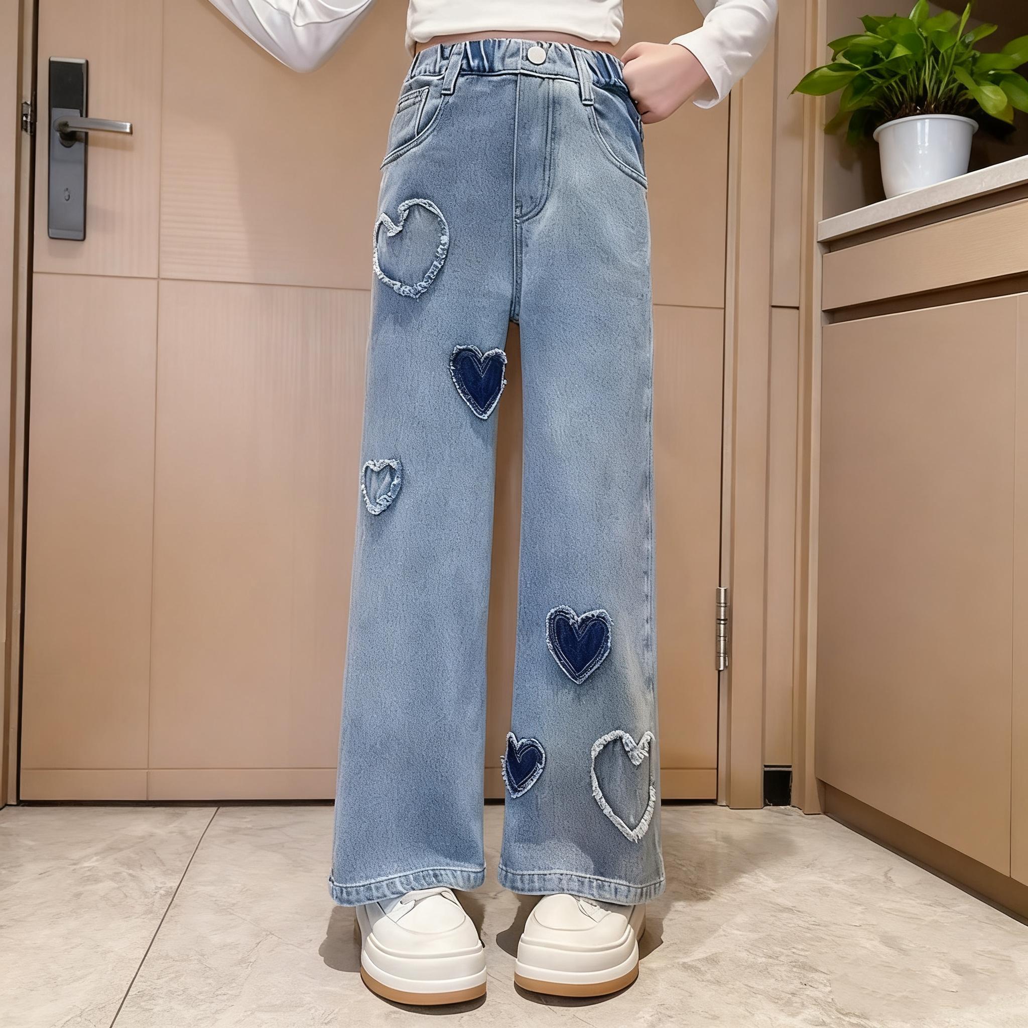 Girls' Jeans Spring and Autumn New Loose Casual Straight Leg Wide Leg Jeans with Heart Love Patch Design