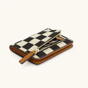 Women’s minimalist plaid checkerboard wallet with multiple card slots and a coin pocket