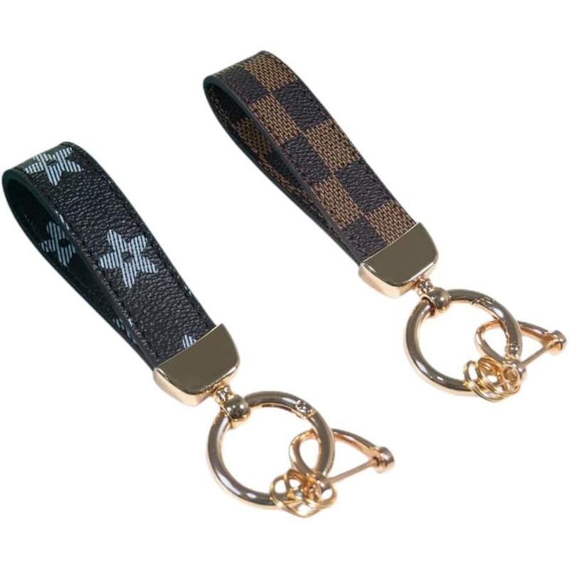 Leather Print Keychain ，Universal Keychain Leather Keychain， Car Keychain Car Metal Horseshoe Shape Keychain