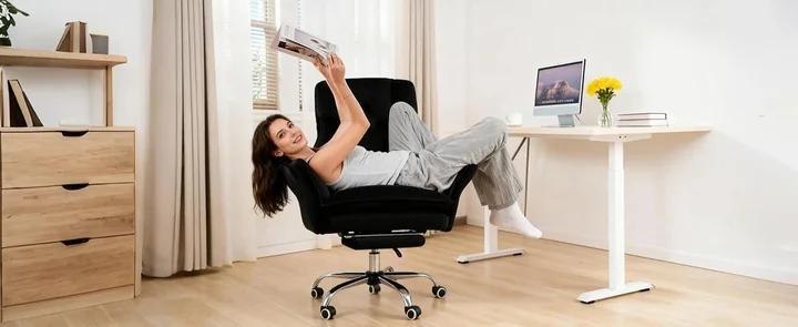 【New Year Sale】Big and Tall Office Chair, Flip Armrests for Pets & Cross Legged Sitting, Executive Ergonomic Computer Gaming Chair with Foot Rest, Teddy Fleece Wide Seat Reclining Desk Chair, White Vanity Chair