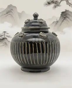 Vintage collectibles Chinese black-glazed appliqué melon-ridged covered jar