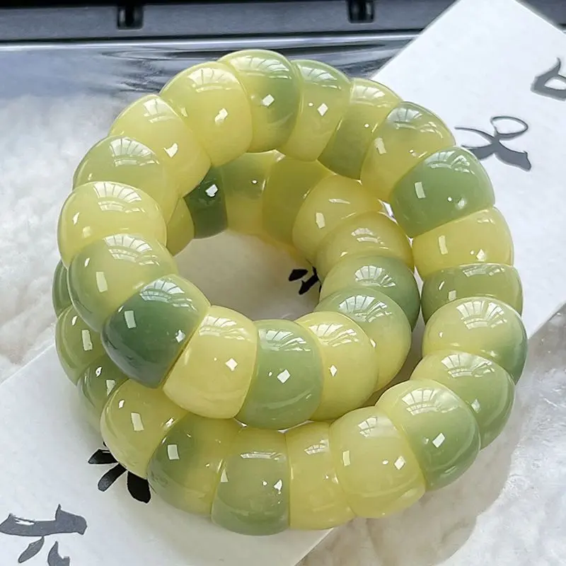 Fashion Fidget Bracelet - Anti-Anxiety Silent Focus Tool, Flexible Twisted Hand Toy - Relaxing Mini Useful Quirky Gift for Adults & Nail Biters, Relaxing Gifts, Mini Useful Gifts