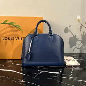 Pre-owned Louis Vuitton Leather Shoulder Bags 7.8'' R2239 Shoulder Bag C8359433557 0307 T1 Qiqi