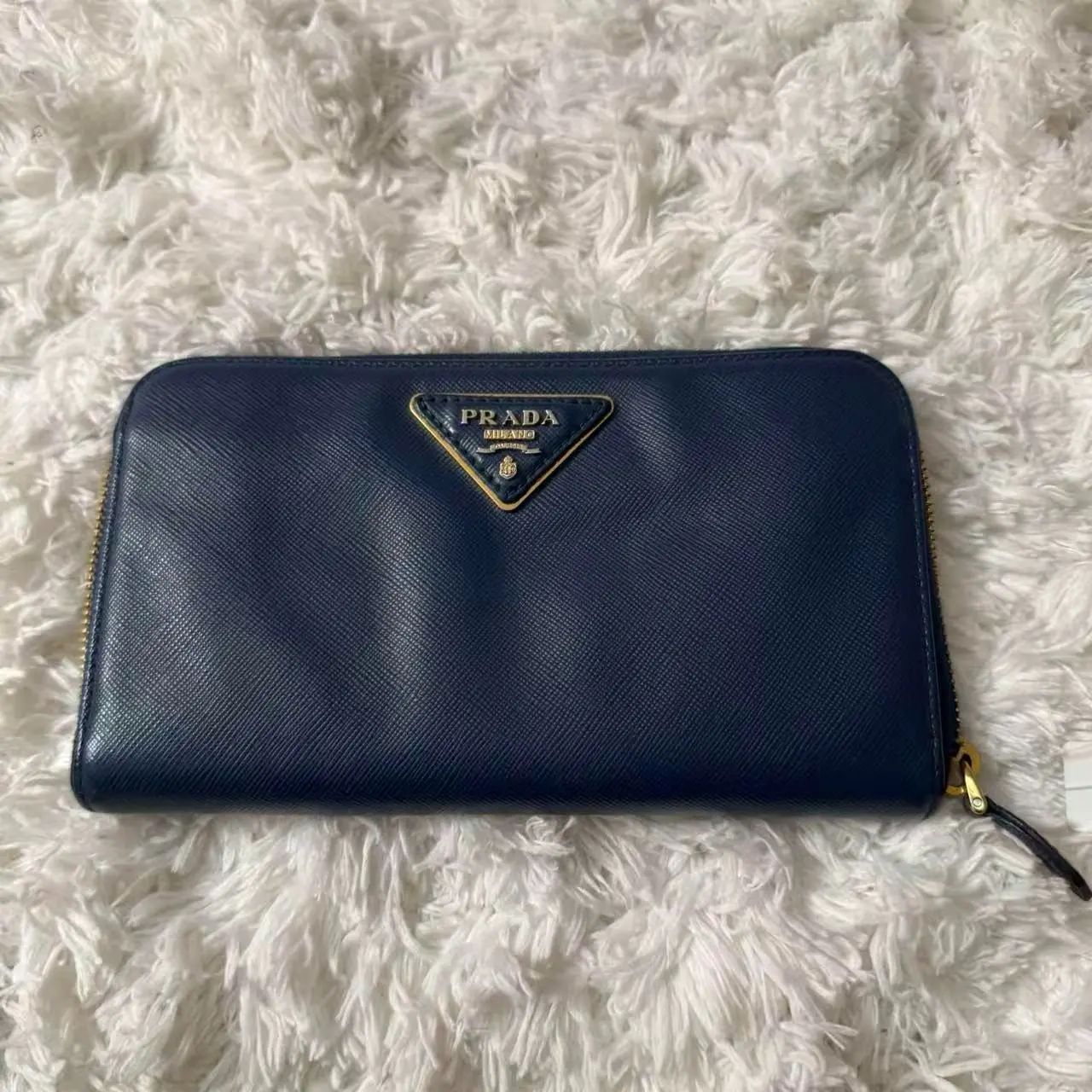 Pre-owned PRADA Lamb Skin Bag Accessories Saffiano leather zip around wallet in blue