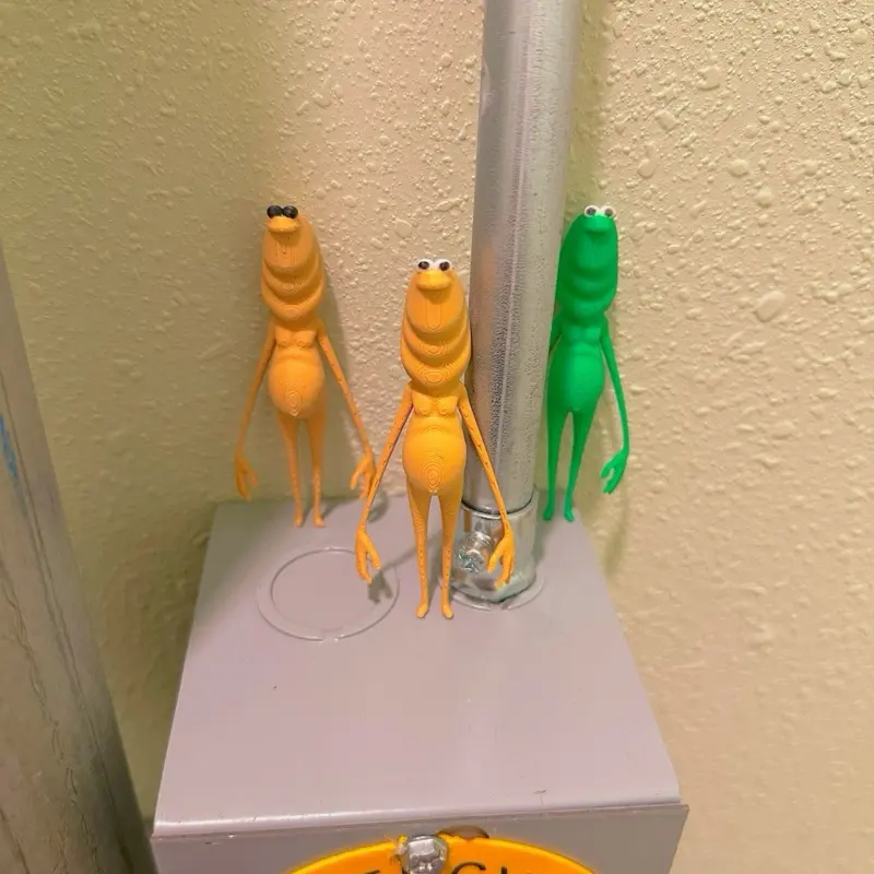 Marcus The Worm High Quality 3D Print VRChat Character Figure Iconic Wiggly Collectible Decor for Gamers and Fans