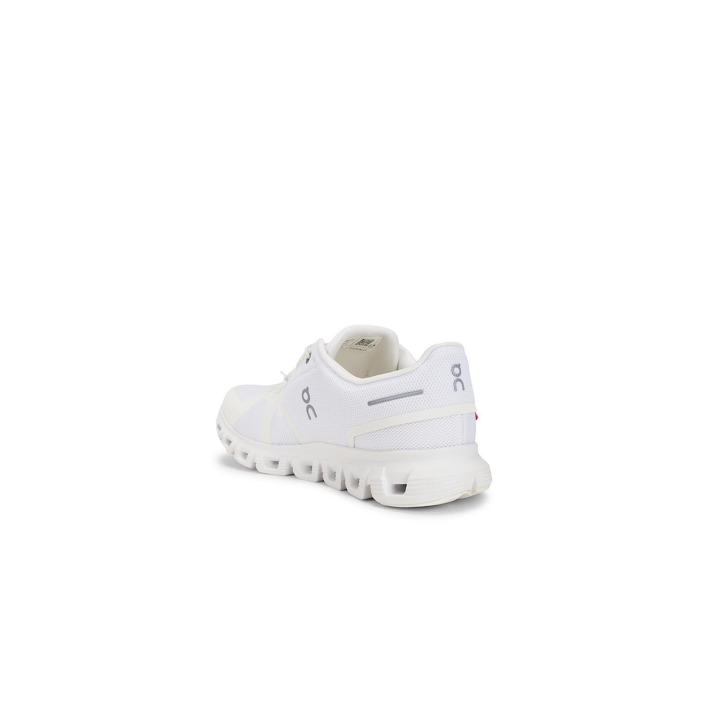 On Cloud 6 Sneakers in White