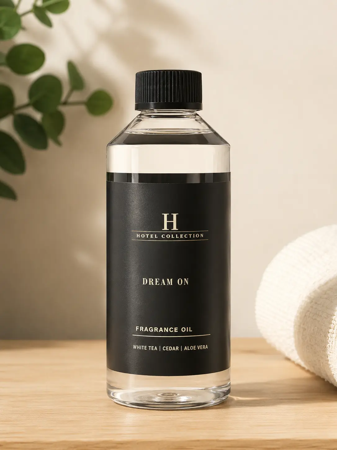 LAASANI Dream On 500ml Woody Aroma Diffuser Oil - Fragrance Oil with White tea, Aloe Vera, Ginger for Home, Casual Use, Birthday Gifting