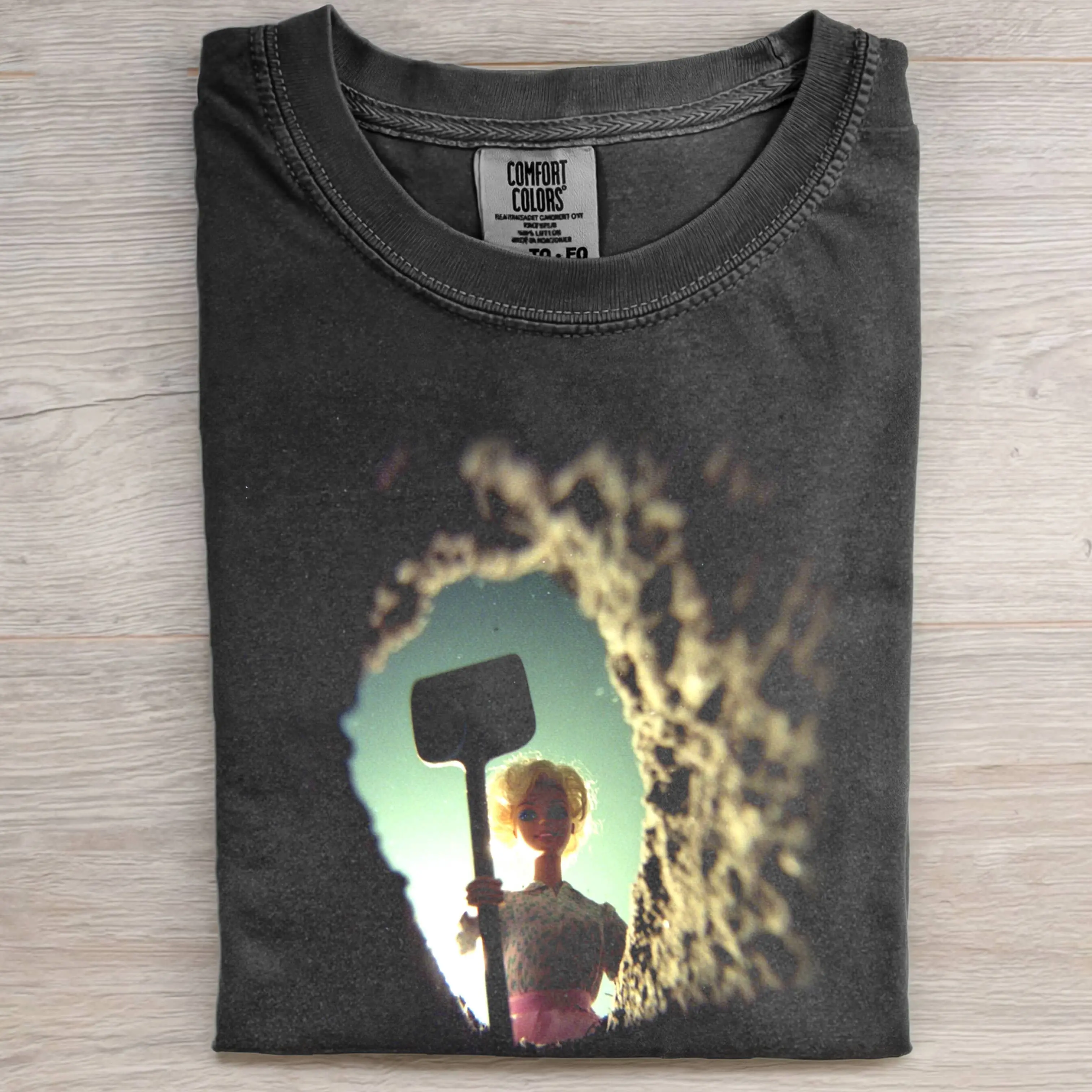 Creepy Digging Barbie Doll Meme T Shirt, Dark Surreal Barbie Graphic Tee, Vintage Barbie Doll Meme Shirt, Horror Toy Aesthetic, Washed Black Streetwear