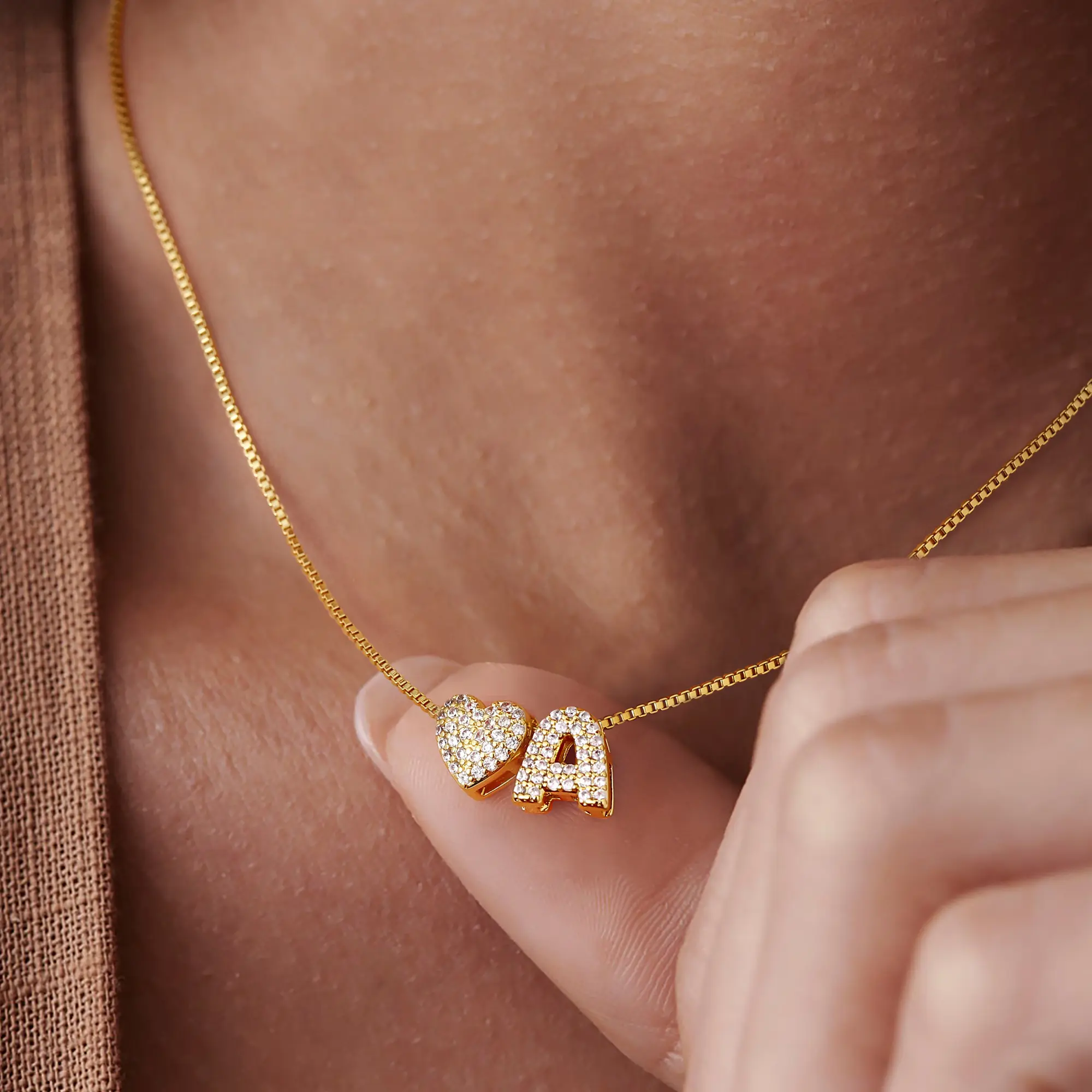 Turandoss Tiny Heart Initial Necklace Gold A-Z Letter Pendant Dainty Heart Name Necklace Personalized Initial Tag Pendant Hypoallergenic 14K Golden Plated Gift for Women and Girls Goldplated Birthday Gift Mother's Day Gift summerwins,summerwins