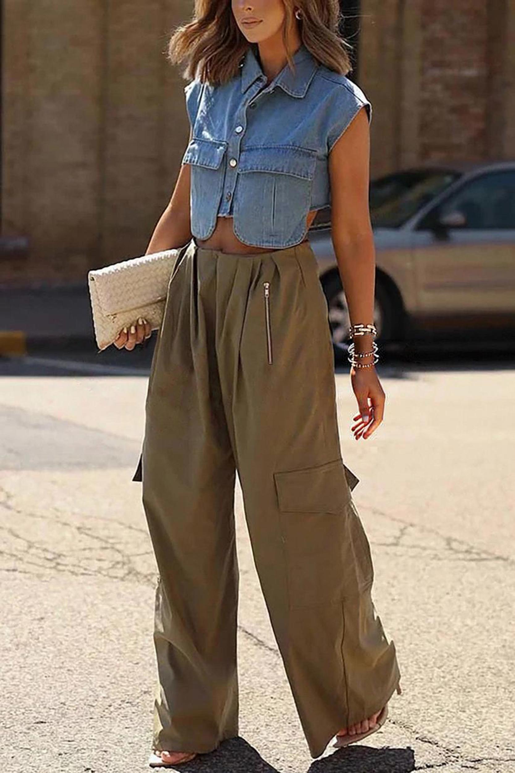 Elengatine Bohemian Style Vintage Cool Denim Vest for Lady Minimalist Rounded Collar Wide Shoulders Slit Pockets Button-front Closure Basic Casual Fitted Denim Jacket Coat Women's Chic Winter Wear