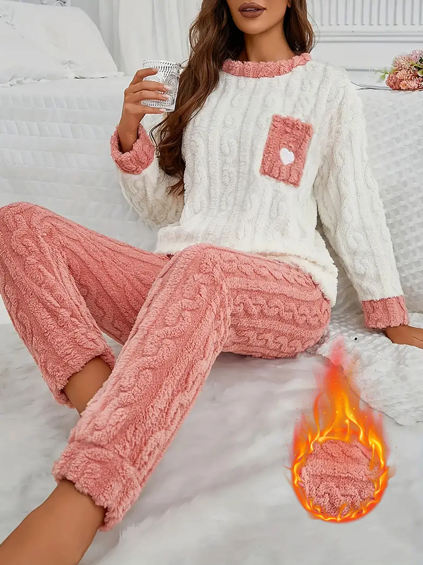 2 Piece Women's Autumn Winter Fleece Lined Cozy Sleepwear Loungewear Set, Long Sleeve Top with Pocket, Heart Embroidery, Relaxed Fit Pants for Home Use