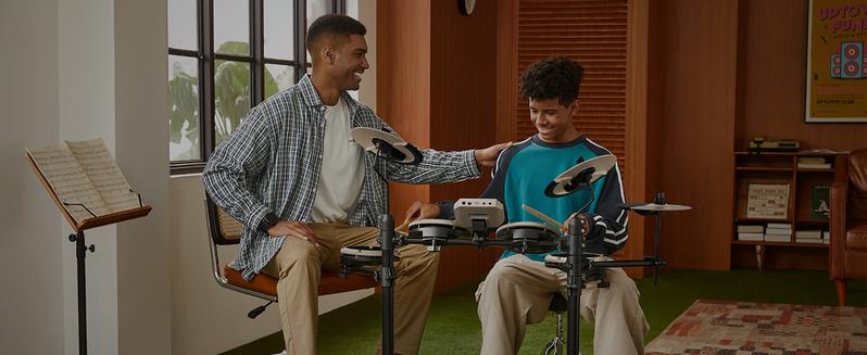 Donner DED-80 Electronic Drum Set, Electric Drum Set for Beginner with 4 Quiet Mesh Drum Pads, 2 Switch Pedal, 180+ Sounds, Throne, On-Ear Headphones, Sticks, and Melodics Lessons Included Black