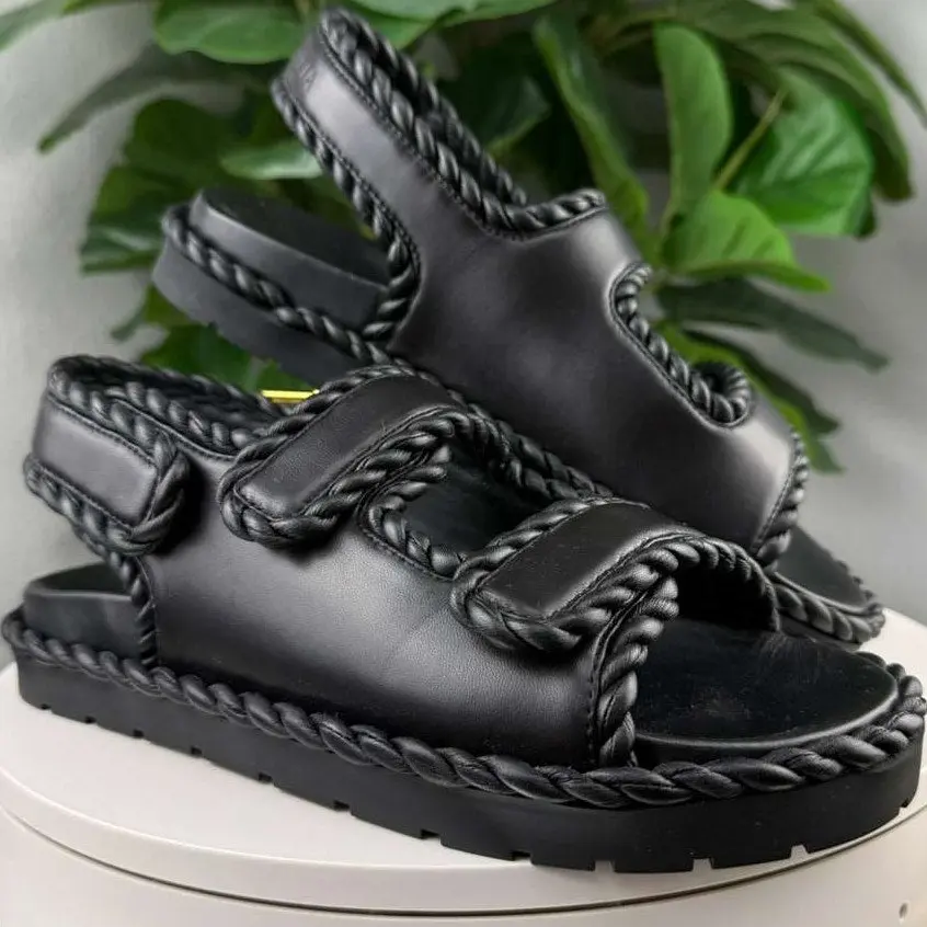 Pre-Owned Authentic Bottega Veneta Jack Leather Flat Sandal - Women's Good Everyday Wear Flats with Excellent Condition, Jack Flat Sandal