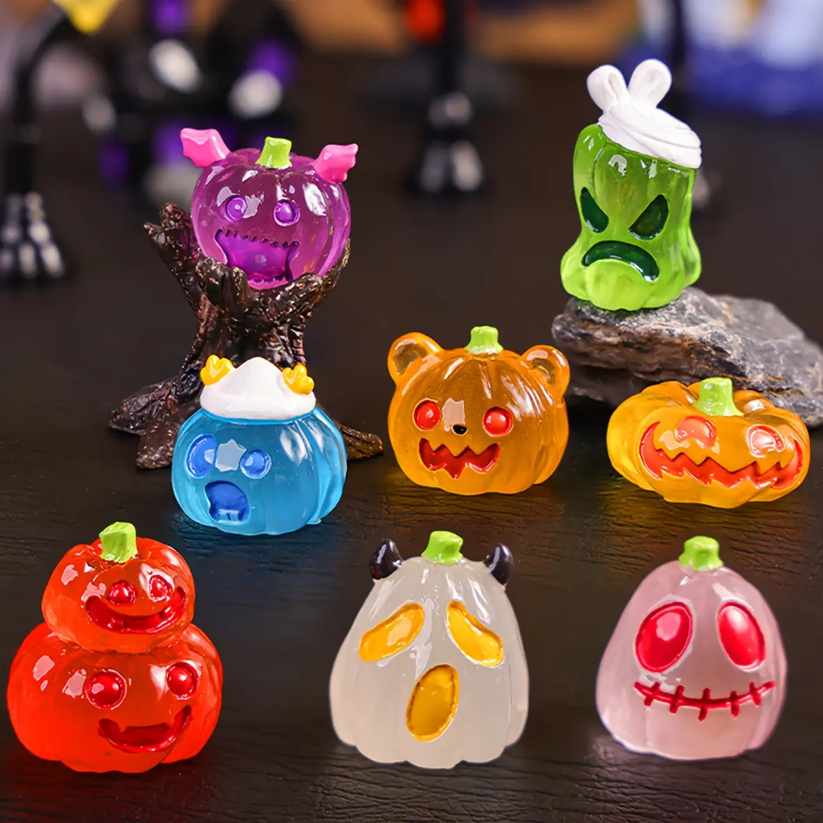 8Pcs Halloween luminous pumpkin ghost micro landscape home decoration, miniature landscaping accessories, cute small ornaments, Glow In The Dark