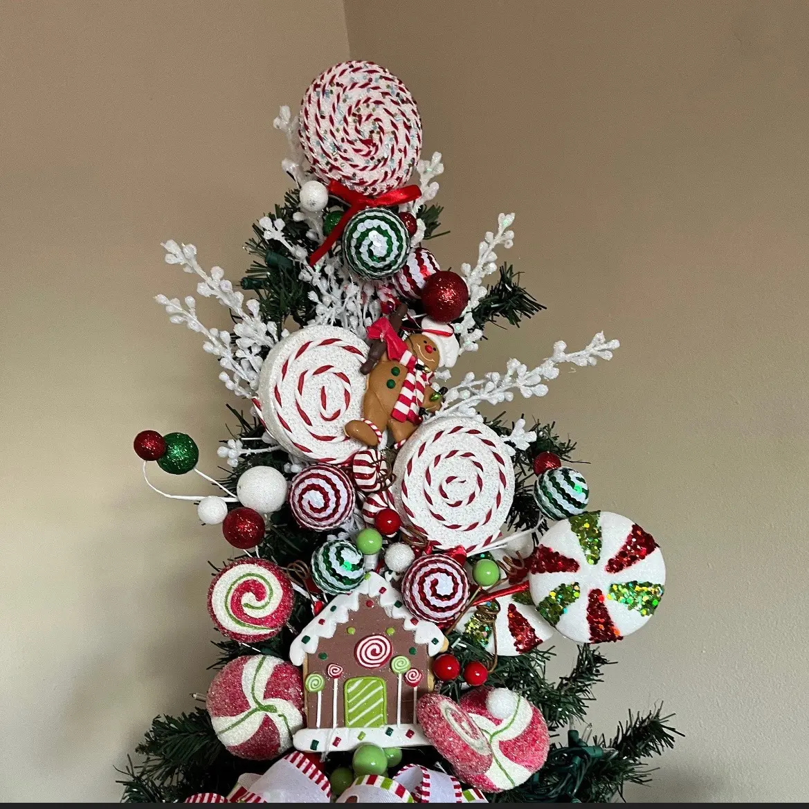 Gingerbread Tree Topper
