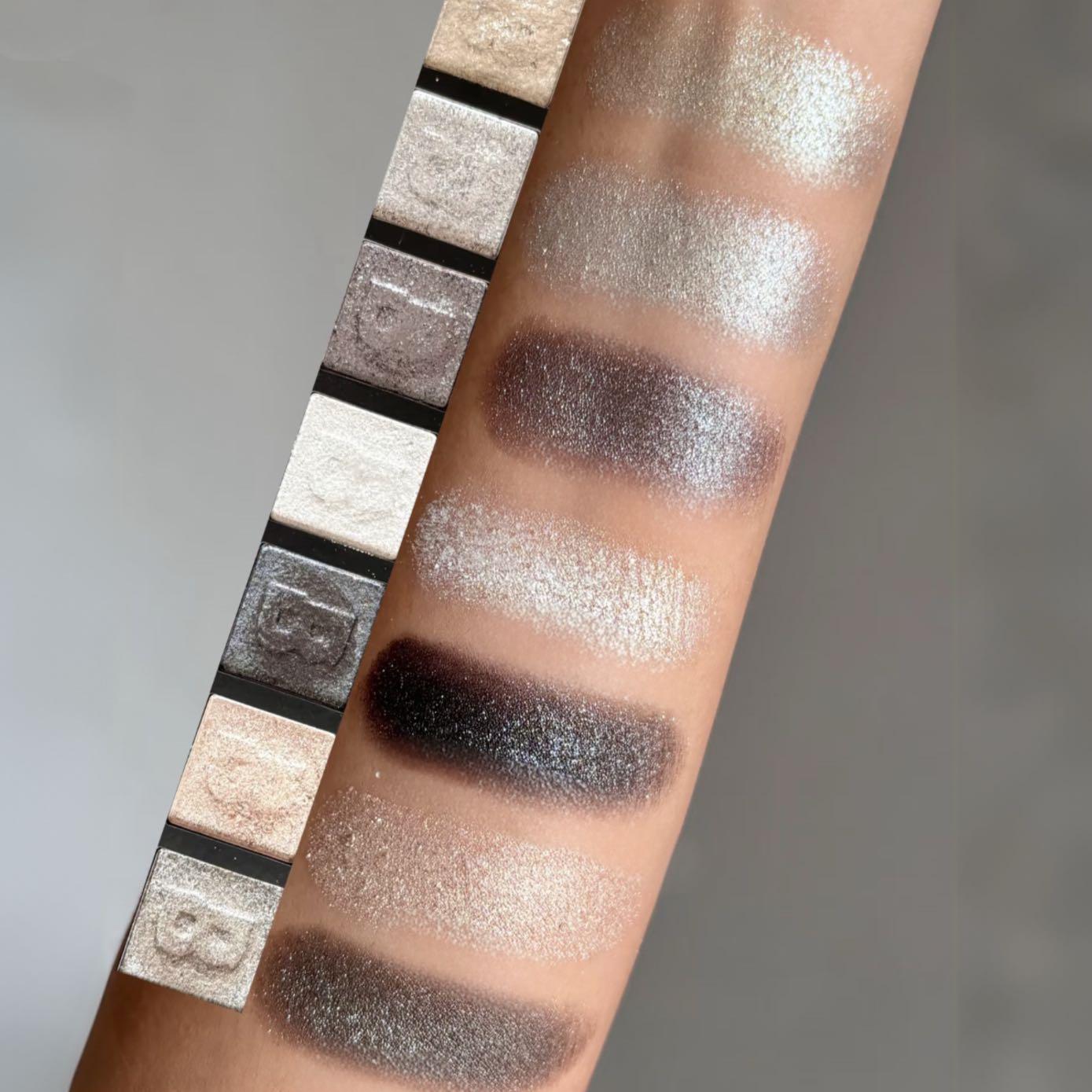 42-Color Smoky Eyeshadow Palette: Matte Shimmer&Glitter-24H Waterproof&Smudge-Proof Highly Pigmented with Natural Blurring Effect | Fine Powder No Fallout Perfect for Halloween Fall Festivities&Christmas Parties Party&Stage Must-Have Great Gift！！！