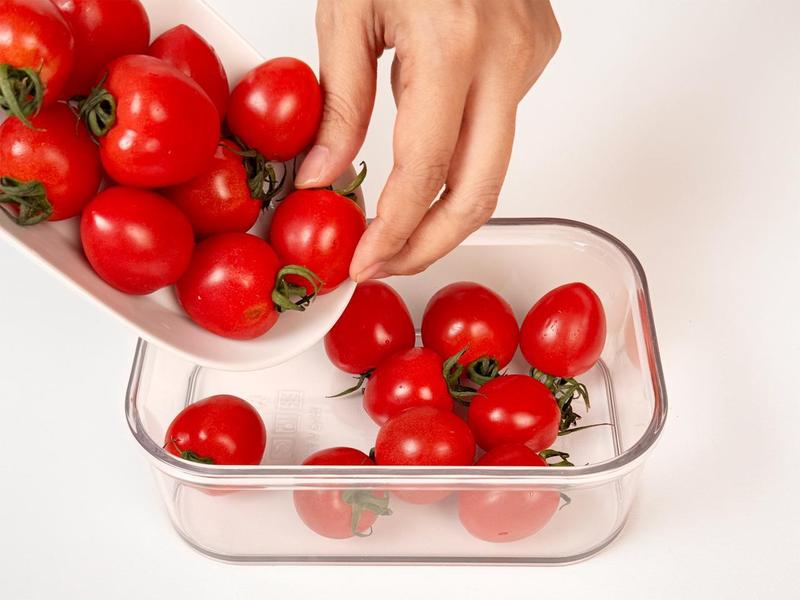 FONTAL Electric Vacuum Sealer Machine with 4 Airtight Food Storage Containers (0.7Qt / 1.8Qt / 2.8Qt / 3.7Qt) + 12 Vacuum Food Bags Gift FONTAL Electric Vacuum Sealer Machine with 4 Airtight Food Storage Containers (0.7Qt / 1.8Qt / 2.8Qt / 3.7Qt) + 12 Vacuum Food Bags Gift