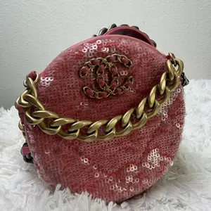 Pre-owned CHANEL LAMB Clutches & Wristlets Chanel