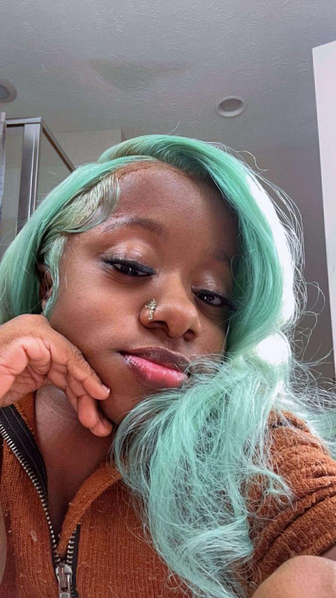 Item: HD 13x6 Lace Front Wig , 20 inch