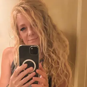 background preload poster image 