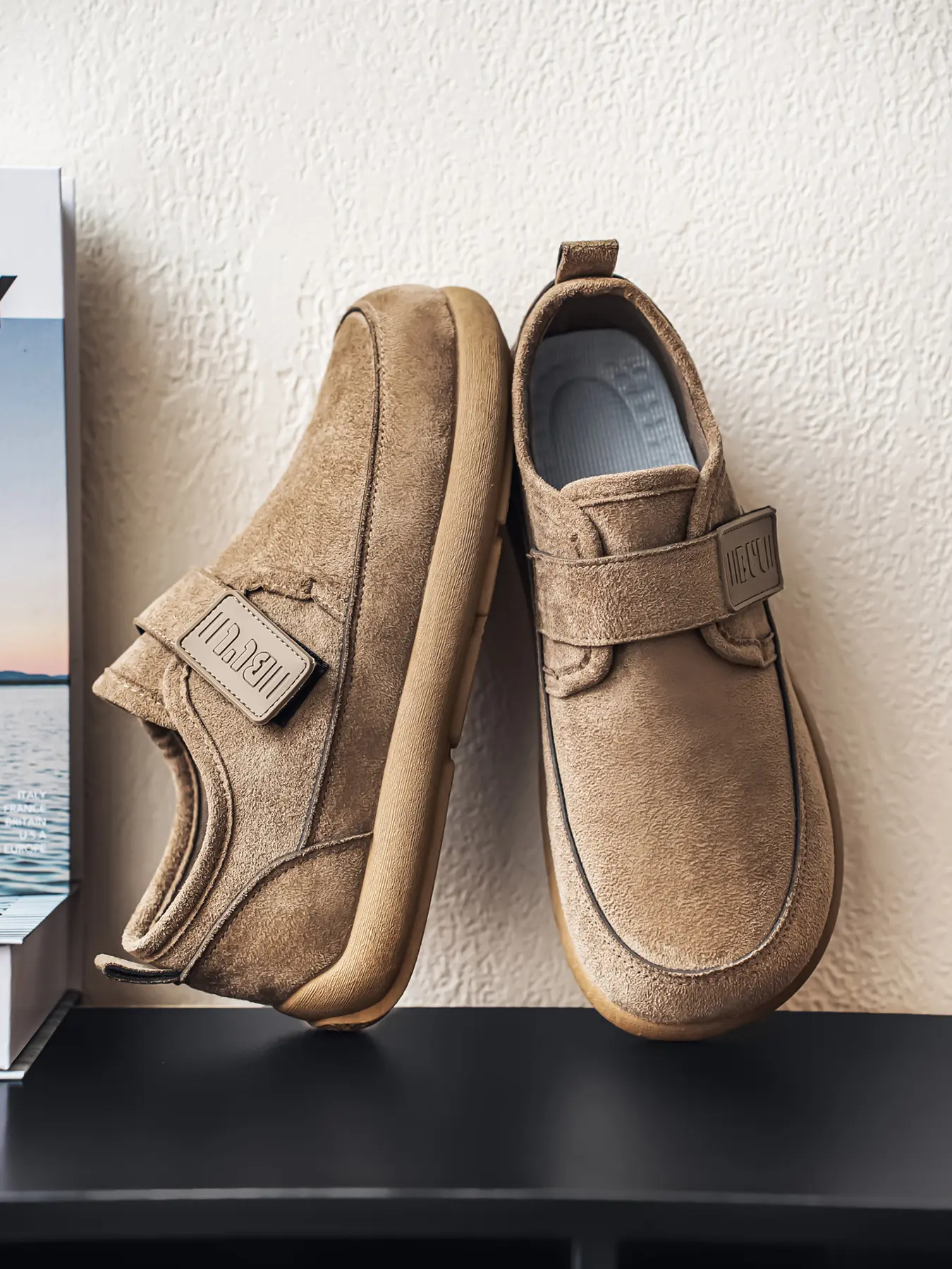 1 Pair of Retro Classic Men's Suede Birkenstock Shoes| Minimal Casual Style | Suede Upper + Soft  Thick Sole + Velcro Strap | Daily Outings/Home Wear, Must-Have Versatile Comfort Shoes for Trendsetters