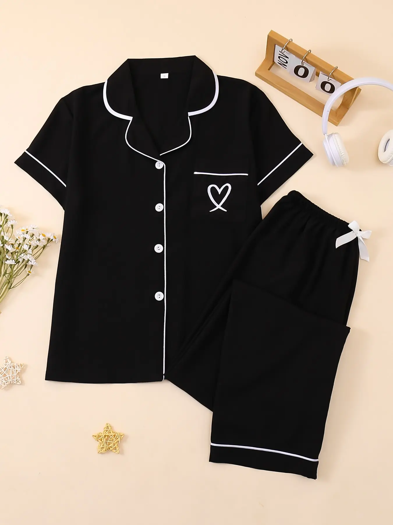 Women's Casual Fitted Sleepwear Set, Soft Fabric Heart Embroidery Pajama Set, Short Sleeves Plain Everyday Home Wear, Loungewear & Nightwear Set, All-Season Pjs, Homewear, Comfy Pajamas