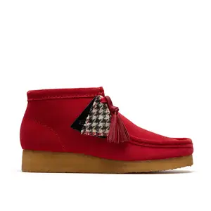 Clarks Originals Womens Wallabee Boot. Wallabees